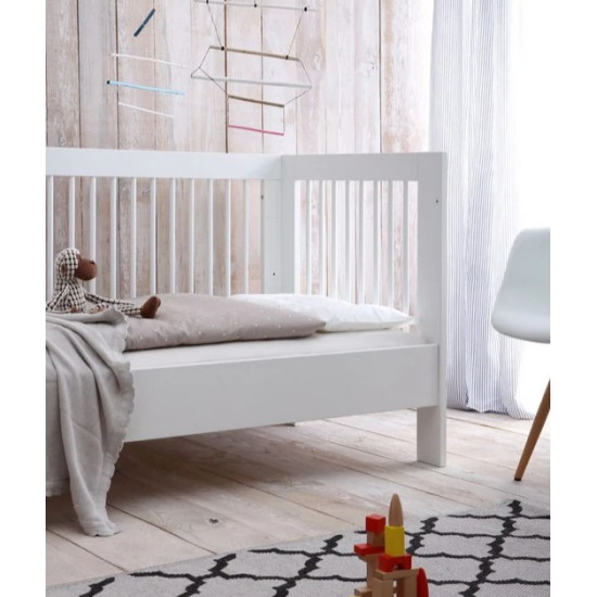 Pinio Basic bērnu gultiņa 140x70 Pinio Basic bērnu gultiņa 140x70