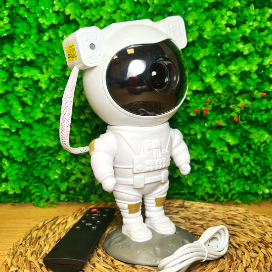 Galaktikas LED projektors - Zvaigžņota debess - Astronauts - ar pulti / Liels