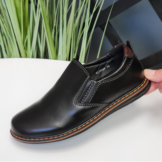 Kurpes melnas zēniem Kellaiteng 26-31 iz. Kurpes melnas zēniem Kellaiteng 26-31 iz.