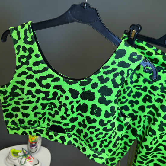 Sporta komplekts tops un legingi Zaļi ar leoparda pintu