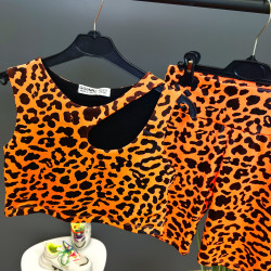 Sporta komplekts tops un legingi Oranžš ar leoparda printu
