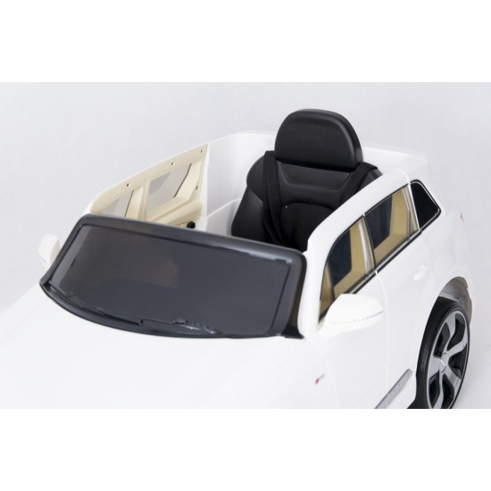 AUDI Q7 2188 Bērnu elektromobilis ar tālvadības pulti 12v/White AUDI Q7 2188 Bērnu elektromobilis ar tālvadības pulti 12v/White