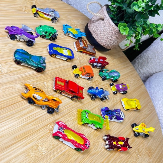 20 unikālu modeļu kolekcija Hot Wheels 20 unikālu modeļu kolekcija Hot Wheels