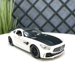 Automašīnas metāla modelis Mercedes Benz AMG
