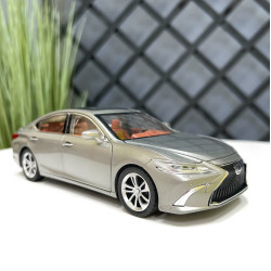 Automašīnas metāla modelis Lexus ES