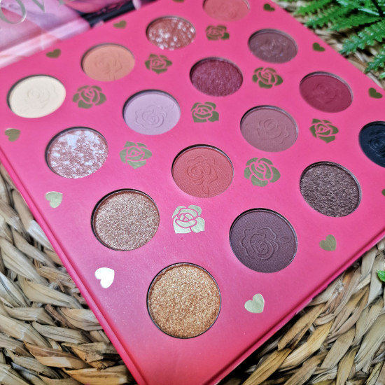 Bērnu kosmētikas ēnas komplekts IGOODCO Love&Rosa Bērnu kosmētikas ēnas komplekts IGOODCO Love&Rosa