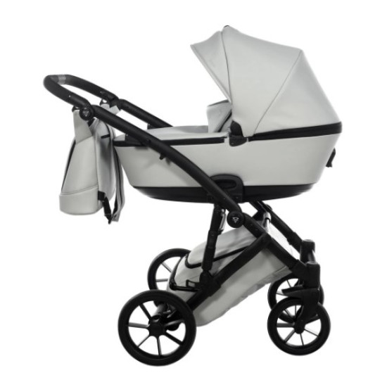 Junama Space Eco V2 rati 2 vienā 01 Junama Space Eco V2 rati 2 vienā 01