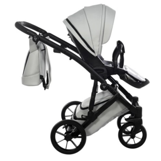 Junama Space Eco V2 rati 2 vienā 01 Junama Space Eco V2 rati 2 vienā 01