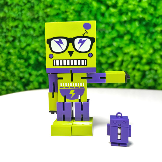 Pārveidojošais robots ar kosmosa projekciju Pārveidojošais robots ar kosmosa projekciju